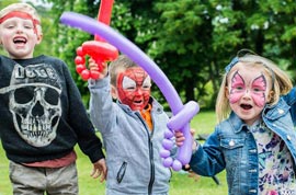 Face painter and balloon artist available in East Cork